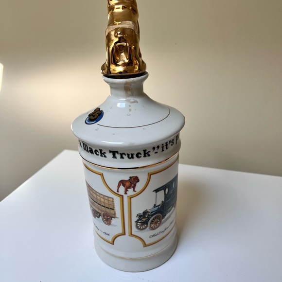 Mack Trucks Vintage Ceramic Wild Turkey Decanter with Gold Bulldog Topper - Picture 11 of 15